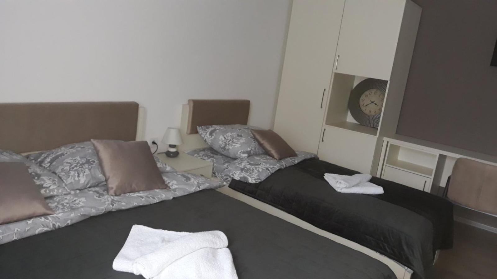 Rivera Club Bed and Breakfast Raška Buitenkant foto