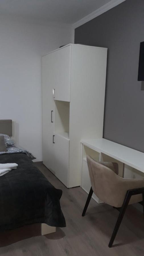 Rivera Club Bed and Breakfast Raška Buitenkant foto