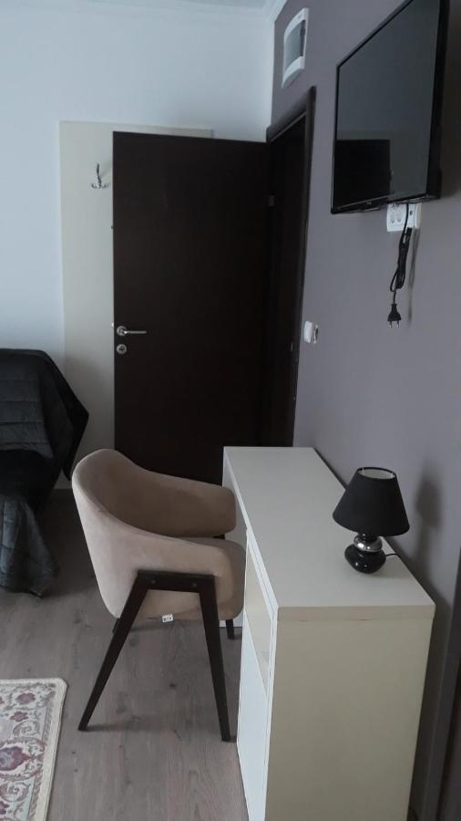 Rivera Club Bed and Breakfast Raška Buitenkant foto