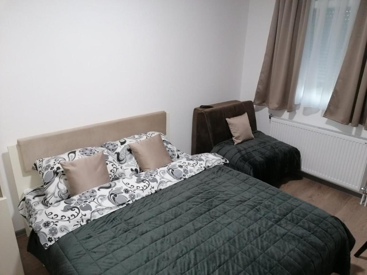 Rivera Club Bed and Breakfast Raška Buitenkant foto