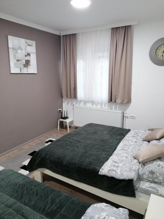 Rivera Club Bed and Breakfast Raška Buitenkant foto