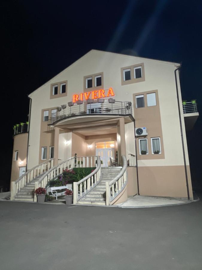 Rivera Club Bed and Breakfast Raška Buitenkant foto